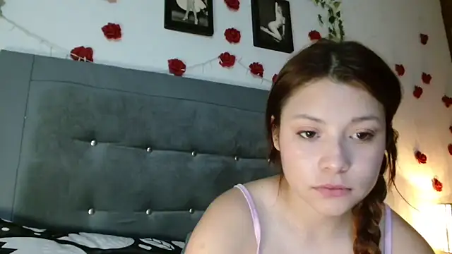 Chatroom XXX en direct de 3littles