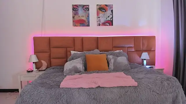 Chat +18 de Regina_blum ao vivo