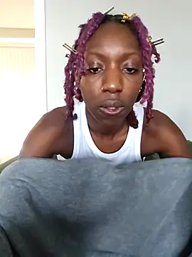 oliviaprettypussy 现场XXX聊天