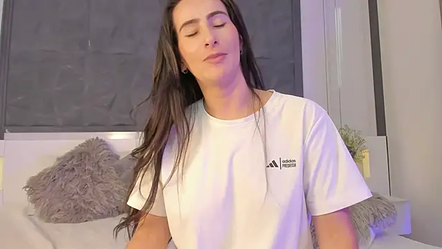 SaraGomez1's Live XXX Chat