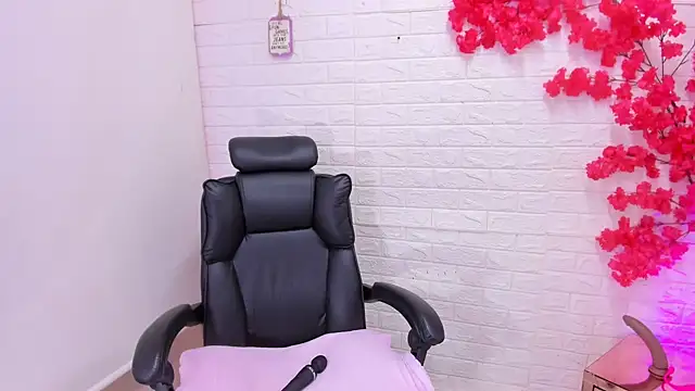 Aisha_09's Live XXX Chat