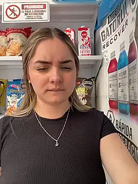 Pertunjukan Kamera Web imlindapink