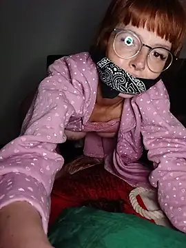 Domino_Pussy Chat XXX live