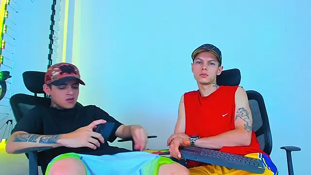 Thomas-Wil Adlı Modelin Web Kamerası Şovu