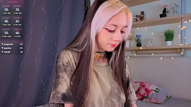 TristaRoht: απευθείας συνομιλία ΧΧΧ