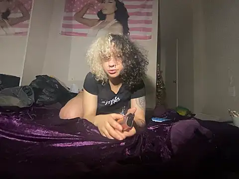 Creolegirl19's Live XXX Chat