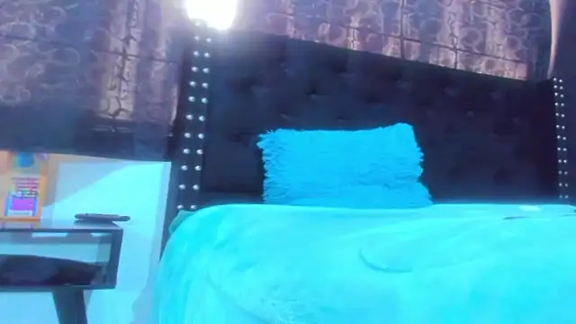 amareto_queenのライブXXXチャット