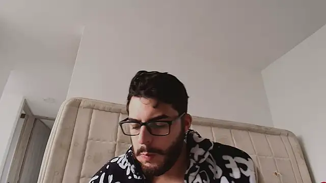 Chat XXX ao vivo de thomas_gun