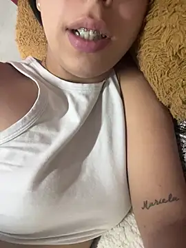 lulizoee's Webcam Show