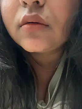 radhikkaa: онлайн-секс-чат