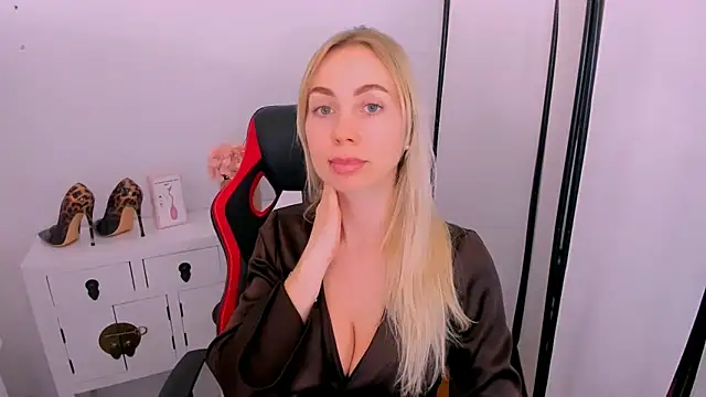 Chat +18 de MargaritaRose ao vivo