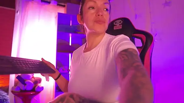 Madison_Mayer: онлайн-секс-чат