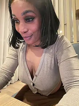 ___Nessa's Live XXX Chat