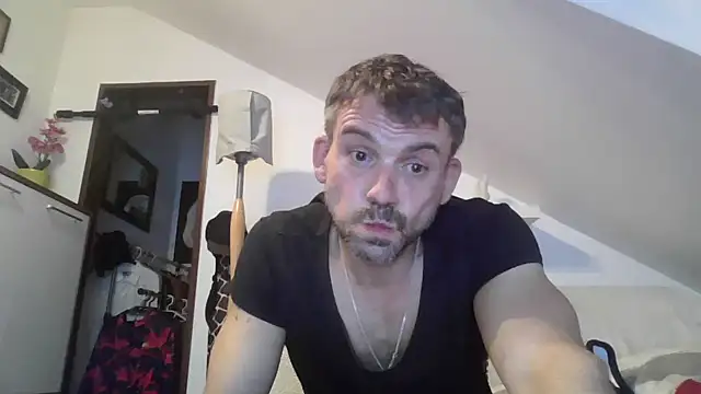 Cambitchboy Show Webcam