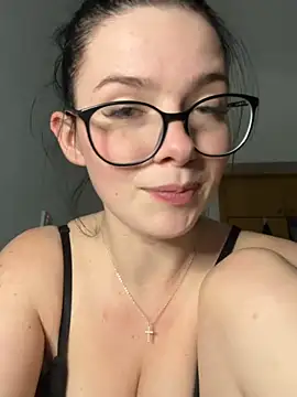 RoxiBlack live XXX chat