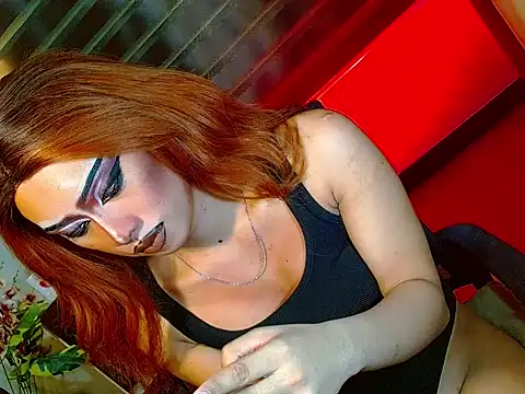 HOLLYWOOD_QUEEN_88 Live XXX-Chat