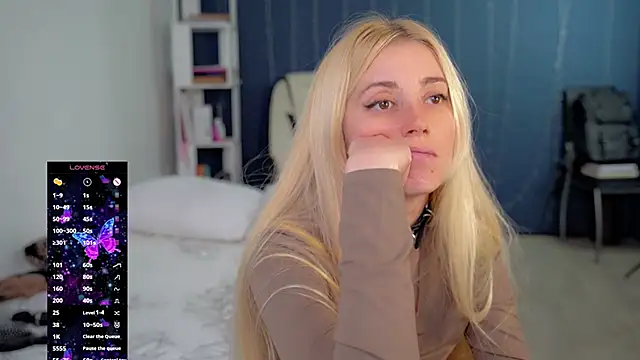 XXX chat uživo modela MyMouth