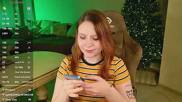 YouHoldMe Adlı Modelin Canlı XXX Sohbeti