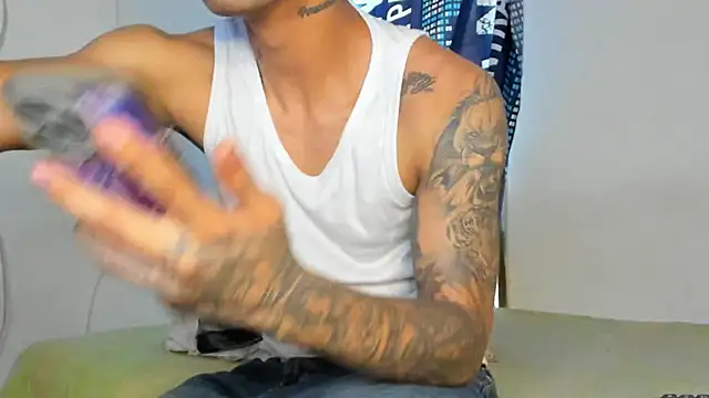 دردشة _Logan_Colton_ الجنسية المباشرة