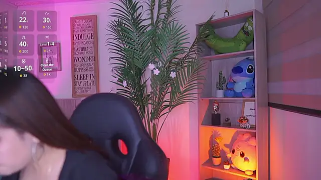 Chatroom XXX en direct de dakotaa_01