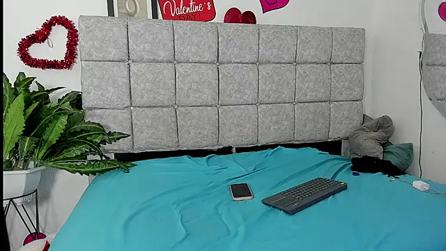 hazel_slim live XXX chat