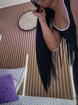 Chat +18 de Daniela_ospina ao vivo