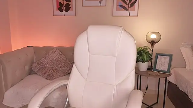 Živý XXX chat DahianaWalcott