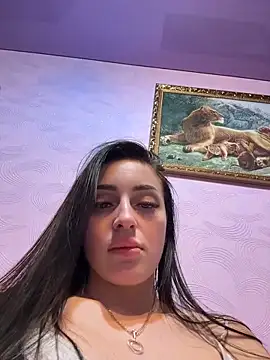 Soft_Pleasure Adlı Modelin Canlı XXX Sohbeti