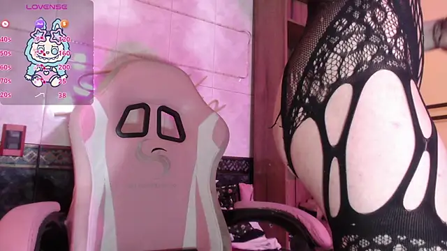 Czat XXX na żywo – Sally23_