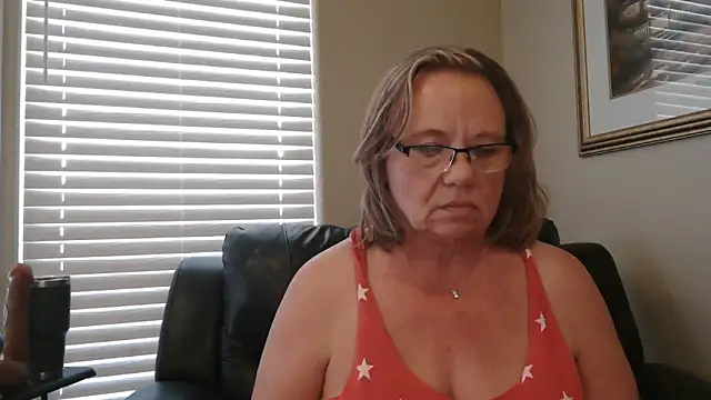 BustyAnnie Webcamshow