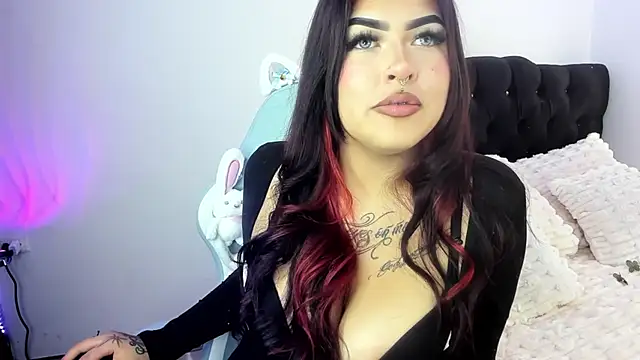 hollycute__ Adlı Modelin Canlı XXX Sohbeti