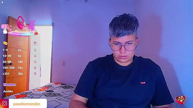 Chat +18 de Yessi_rousse ao vivo