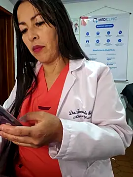 JustSamantha_ Adl ı Modelin Canlı XXX Sohbeti