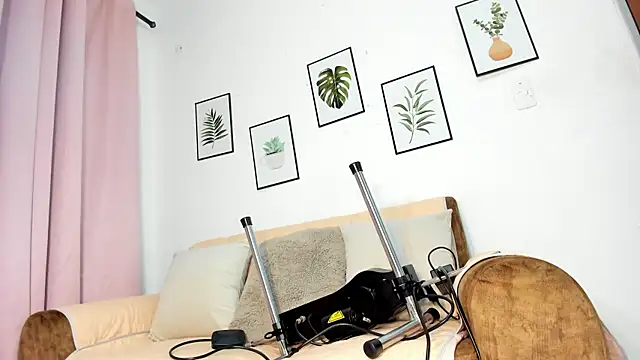 DomenicaW Pertunjukan Webcam