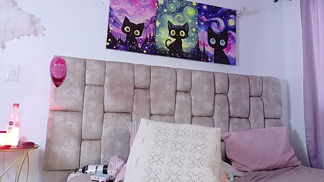 MiiaBlumm_'s Webcam Show