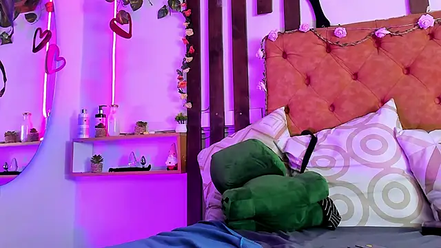 MeowMota_: вебкам-шоу