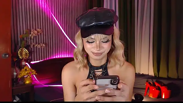 Unforgettablejulia 웹캠 쇼