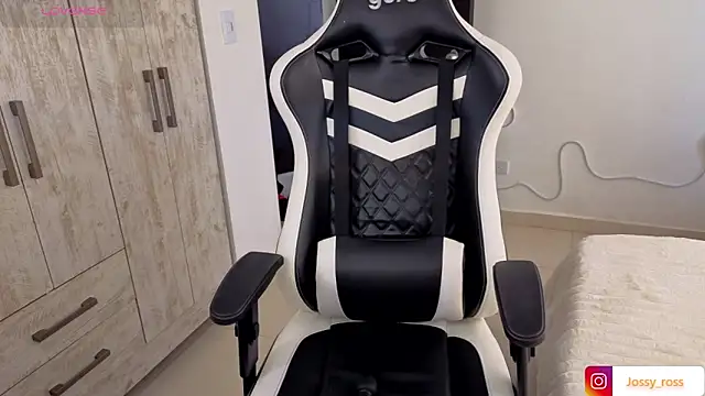 Victoryyy_ Adlı Modelin Canlı XXX Sohbeti