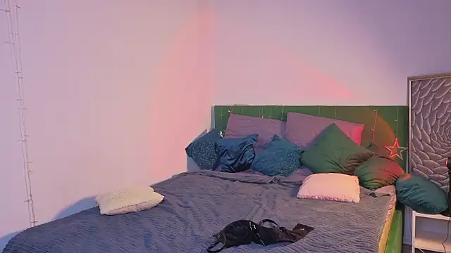 LunarDreamm Adlı Modelin Canlı XXX Sohbeti