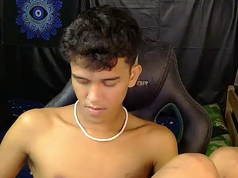 hugekenbigcock Pertunjukan Webcam