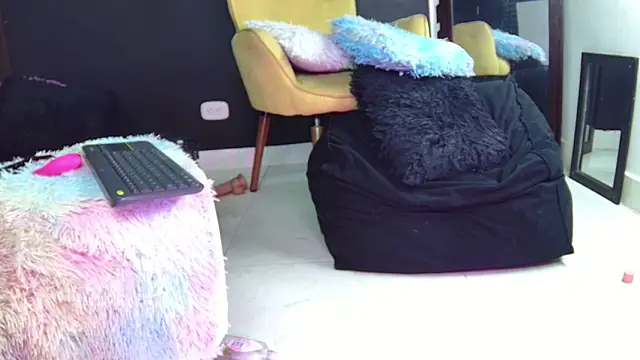 EvangelineCors' Live XXX Chat