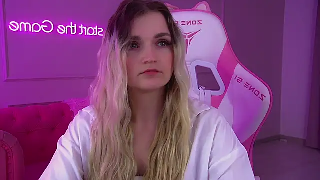 AnnyRaii's Live XXX Chat