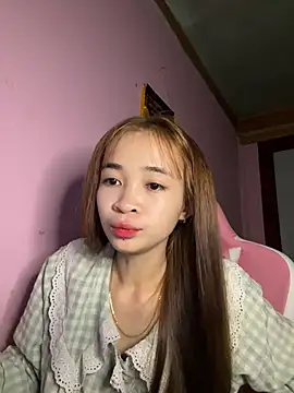 Emily031 Show Webcam