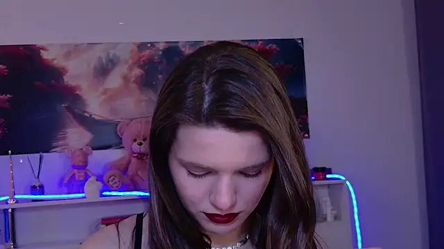 Nellie_Medina élő XXX-chatje