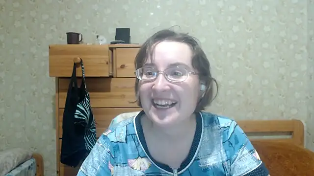 Chat +18 de Smart_Rose ao vivo