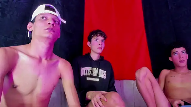 Pleasure_boys_hot Obrolan Langsung XXX