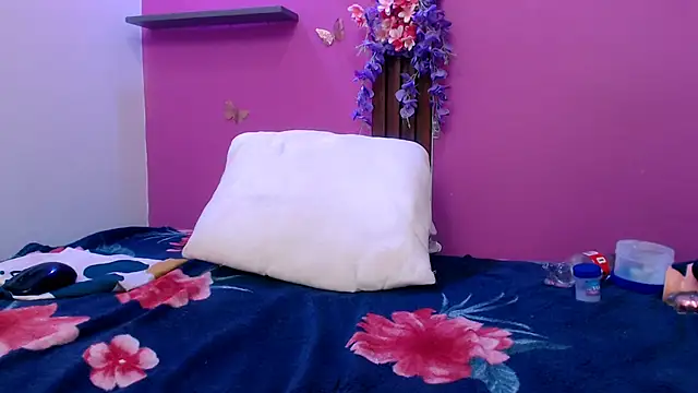 Chatroom XXX en direct de analintimacy18