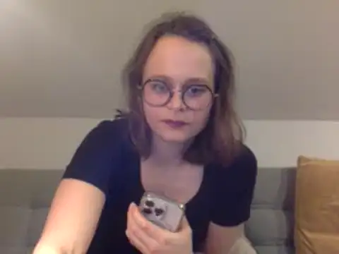 norafack33's Live XXX Chat