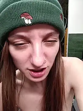 Chat +18 de SluttyBanana ao vivo