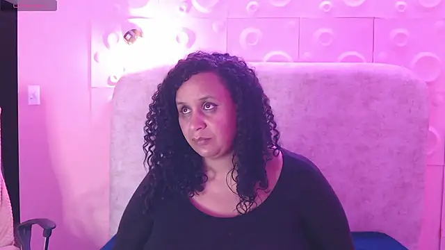 Danielaa_a Chat XXX live